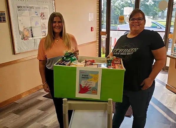 03-21-25_Lights-Gloria-Dei-food-bank